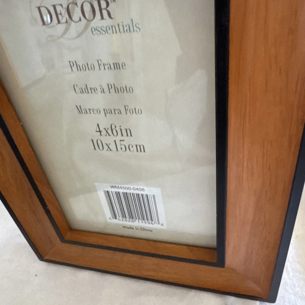 Solid Wood Deep PICTURE FRAMES Lot (2) Decor Essentials  5x7 & 4x6